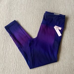 Brand New Victoria Secret workout 7/8 Length